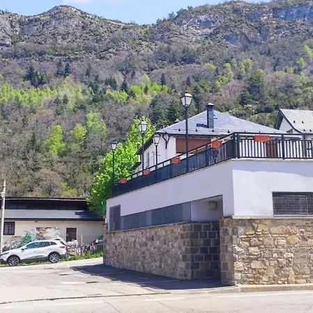 Apartman El Llano De - Tucasaenlospirineos *